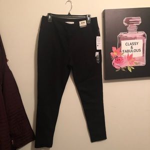 Brand new black leggings